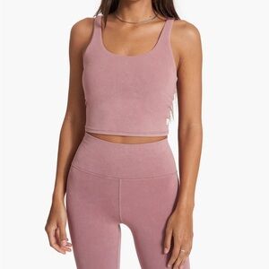 Vuori Washed Daily Crop Performance Tank in Washed Marsala - medium NWT